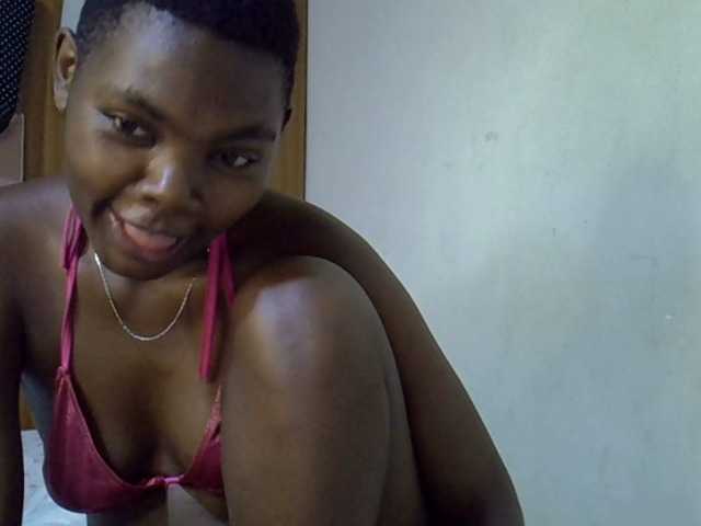 Cute-tamarah webcam bongacams model stream image