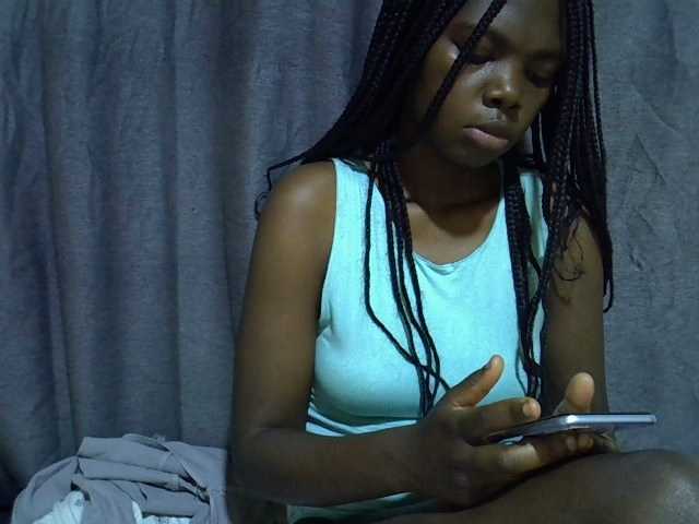 Cute-tamarah webcam bongacams model stream image