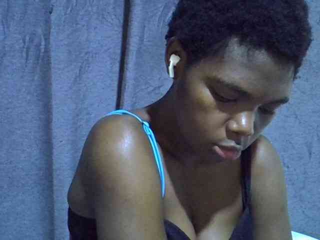 Cute-tamarah webcam