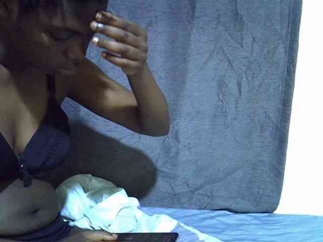 Cute-tamarah webcam