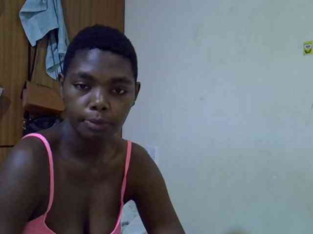 Cute-tamarah webcam