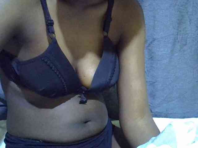 Cute-tamarah webcam