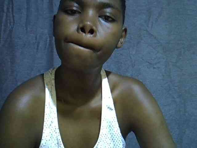 Cute-tamarah webcam