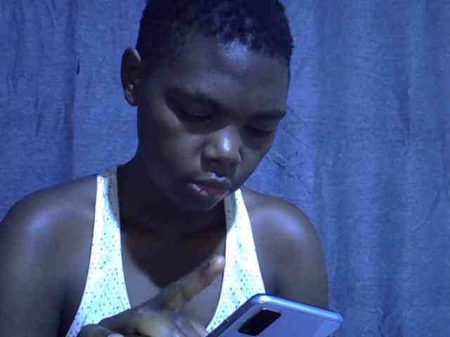 Cute-tamarah webcam
