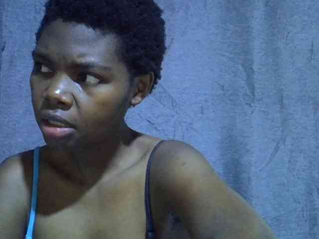 Cute-tamarah webcam