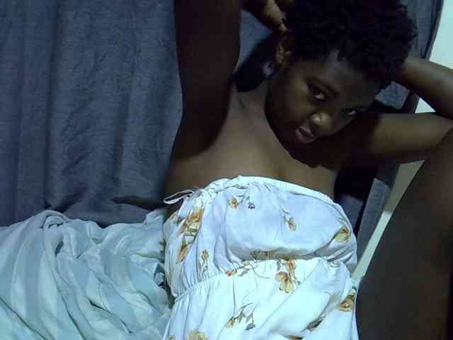 Cute-tamarah webcam