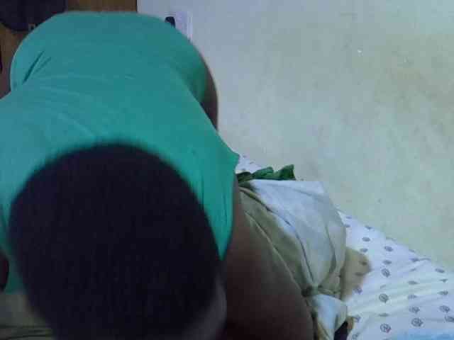 Cute-tamarah Live Webcam on BongaCams