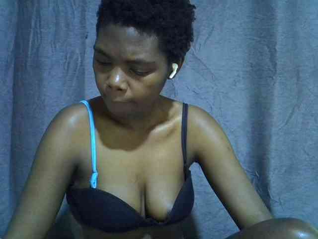 Cute-tamarah webcam