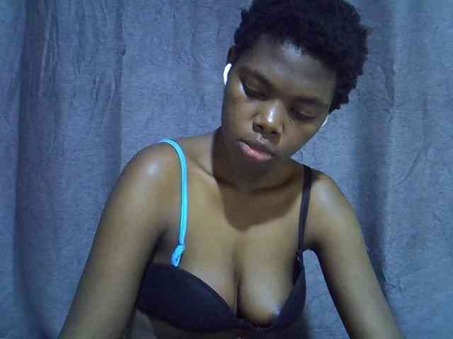 Cute-tamarah webcam
