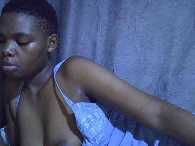 Cute-tamarah webcam