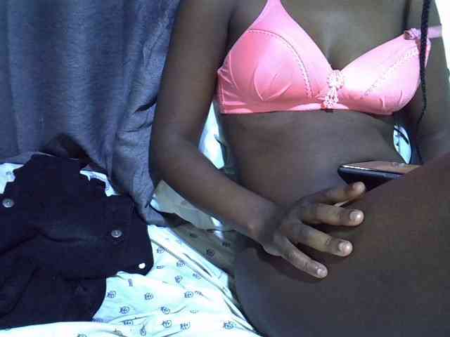 Cute-tamarah webcam