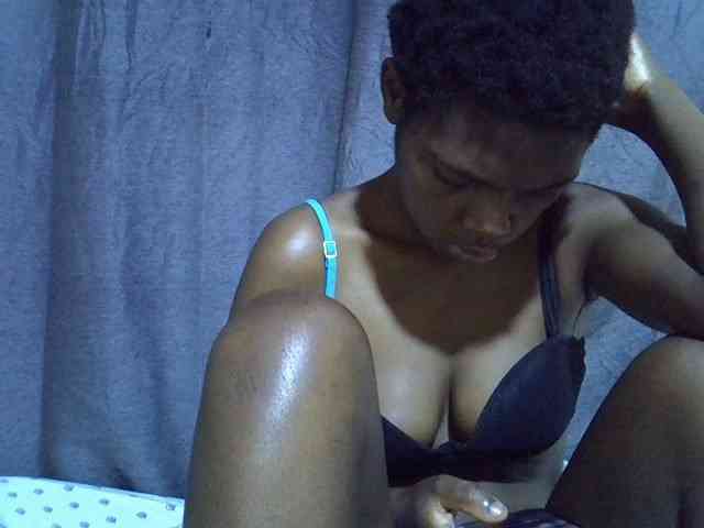 Cute-tamarah webcam