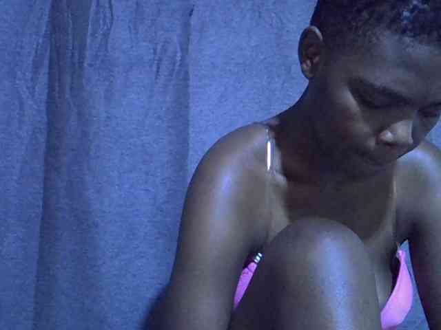 Cute-tamarah webcam
