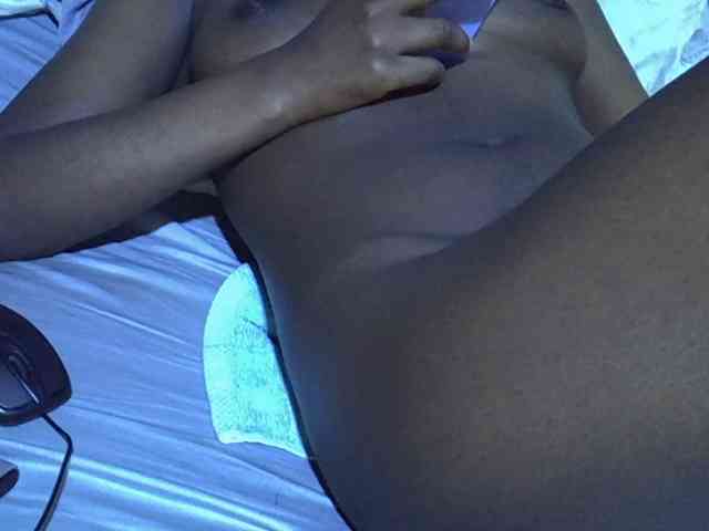 Cute-tamarah webcam