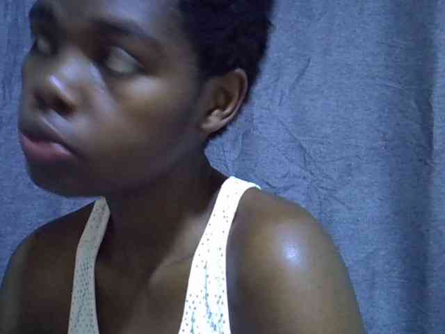 Cute-tamarah webcam