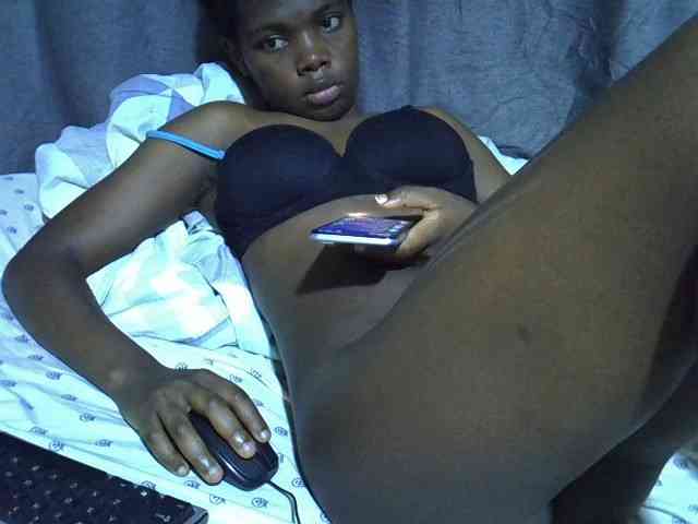 Cute-tamarah webcam