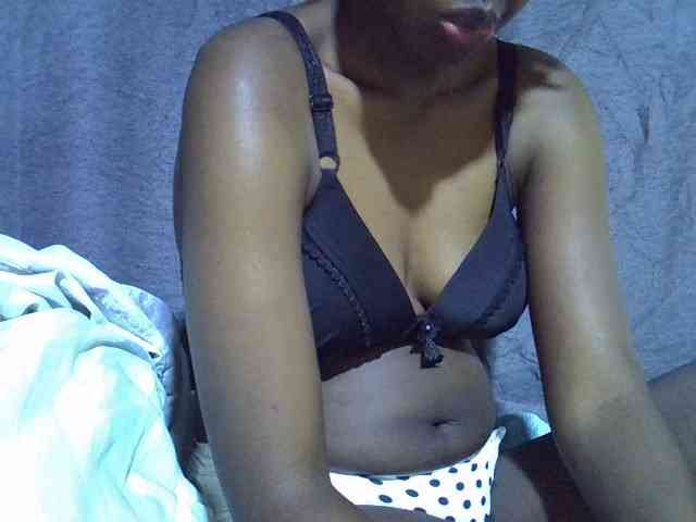 Cute-tamarah webcam