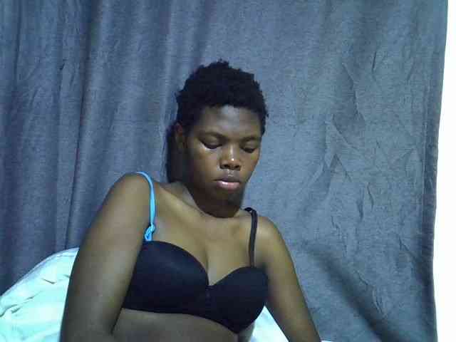 Cute-tamarah webcam