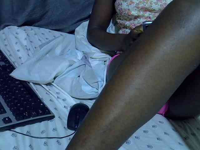 Cute-tamarah webcam