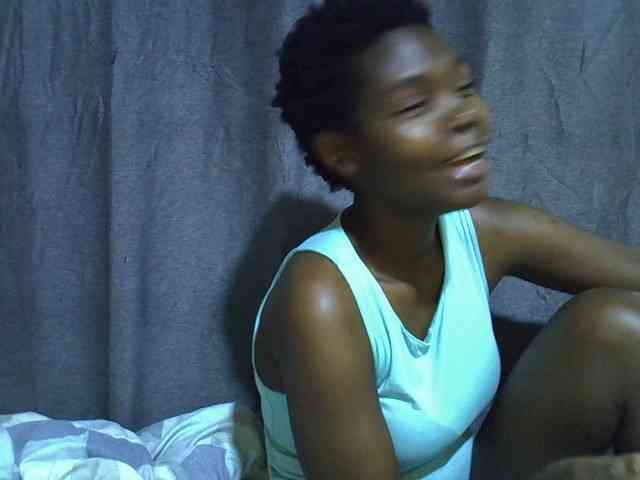 Cute-tamarah webcam