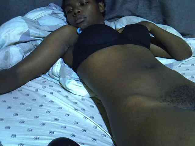Cute-tamarah webcam