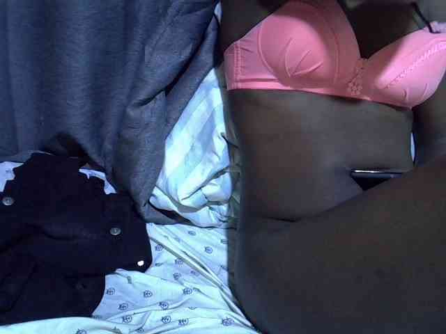Cute-tamarah webcam