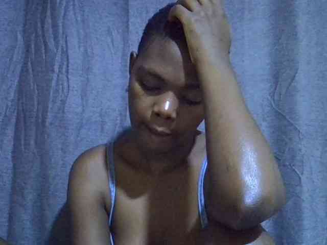Cute-tamarah webcam