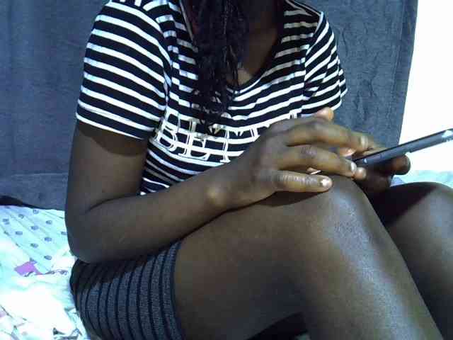 Cute-tamarah webcam
