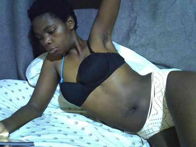 Cute-tamarah webcam