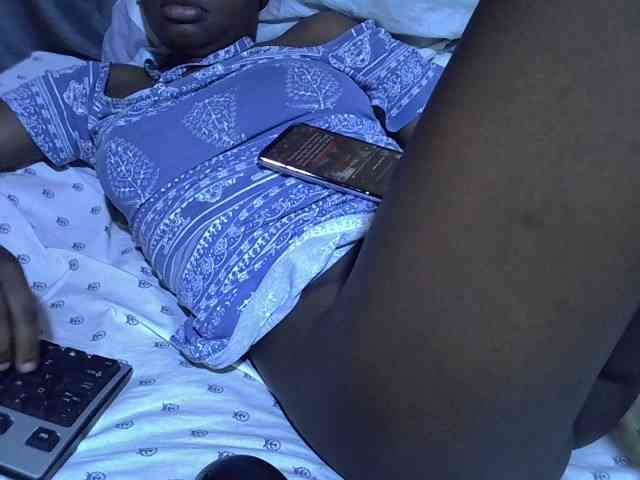 Cute-tamarah webcam