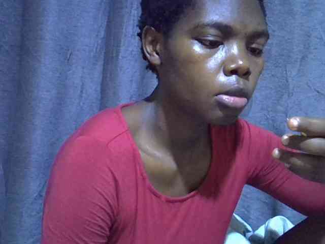 Cute-tamarah webcam
