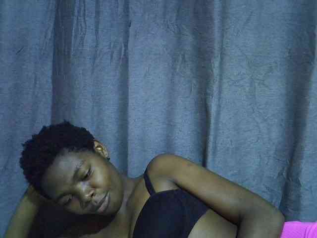 Cute-tamarah webcam