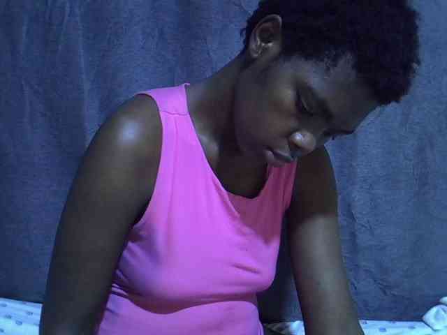 Cute-tamarah webcam