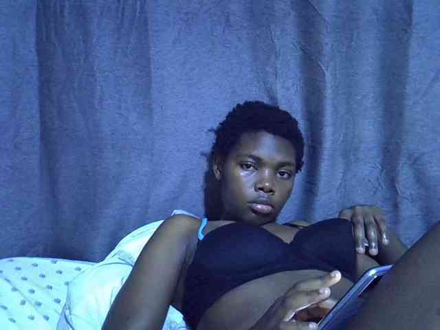 Cute-tamarah webcam