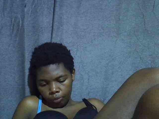 Cute-tamarah webcam