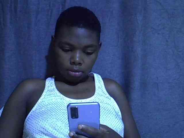 Cute-tamarah webcam