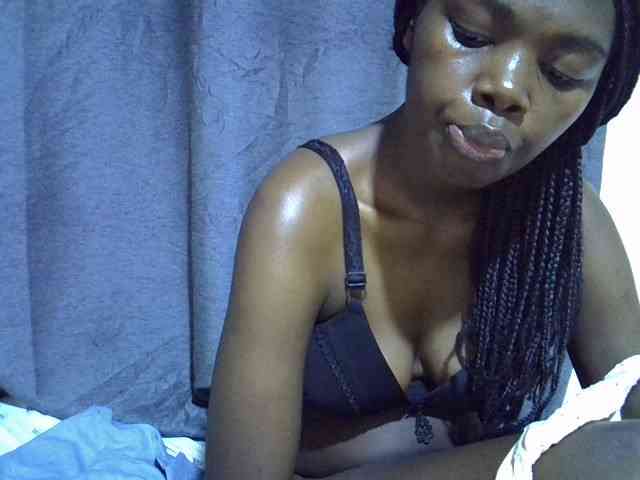 Cute-tamarah webcam