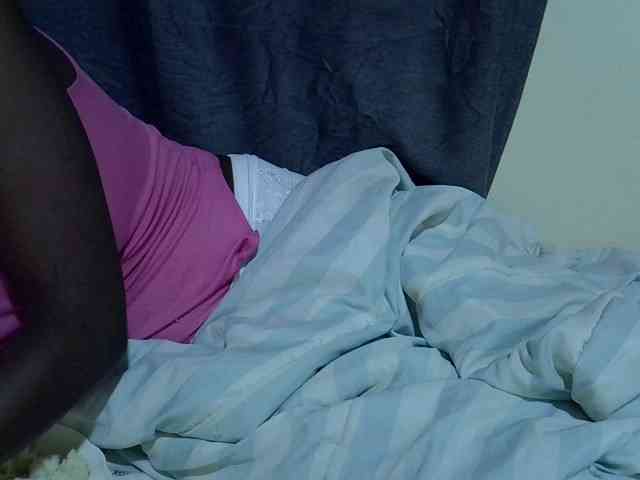 Cute-tamarah webcam