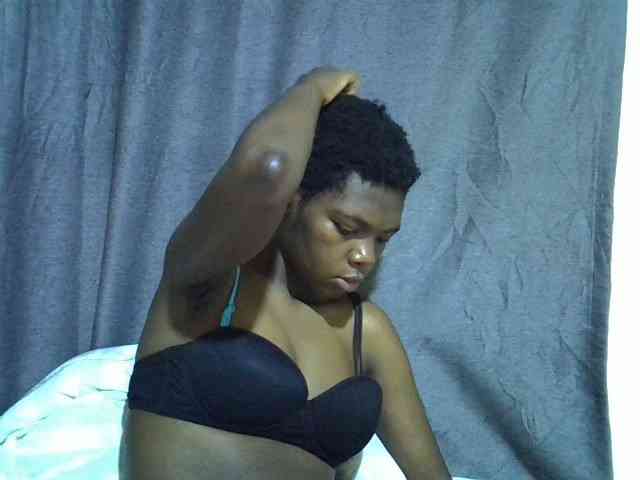 Cute-tamarah webcam