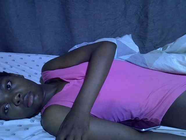 Cute-tamarah webcam