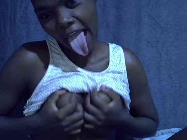 Cute-tamarah webcam