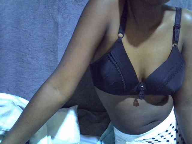 Cute-tamarah webcam
