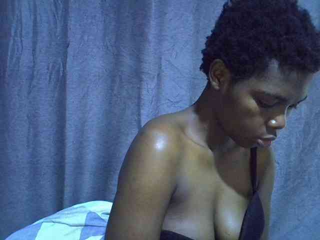 Cute-tamarah webcam