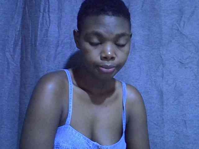 Cute-tamarah webcam