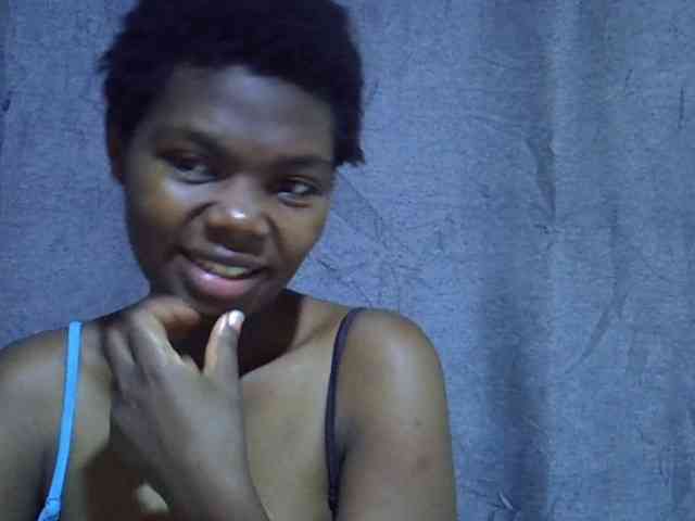 Cute-tamarah webcam