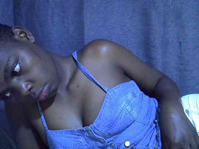 Cute-tamarah webcam