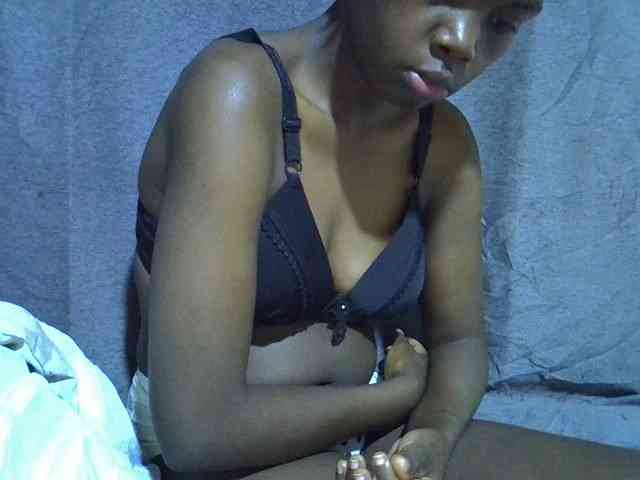 Cute-tamarah webcam