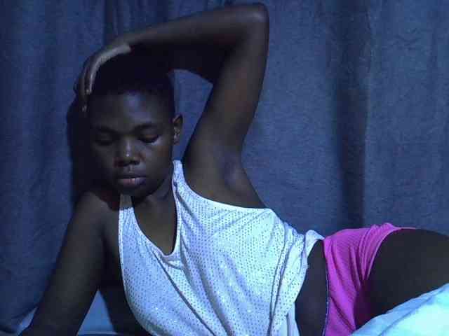 Cute-tamarah webcam