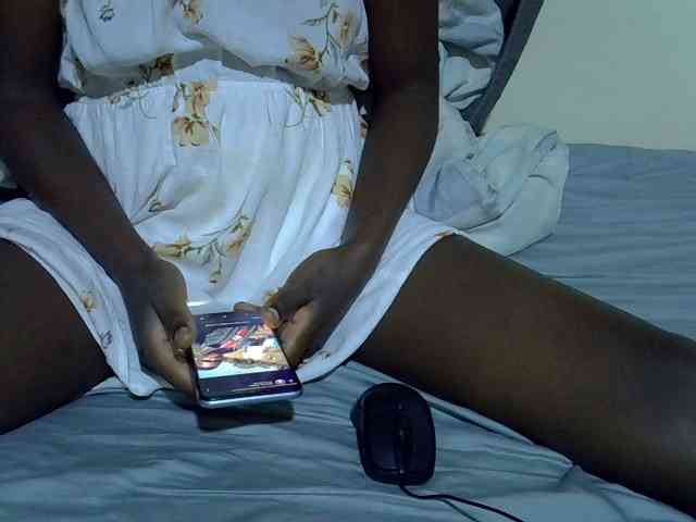 Cute-tamarah webcam