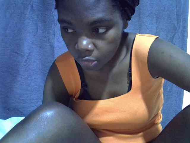 Cute-tamarah webcam